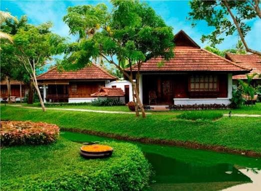 Escape to Kumarakom Backwaters: Ultimate Kerala Tour Packages from Bangalore, Chennai, Hyderabad & Pune