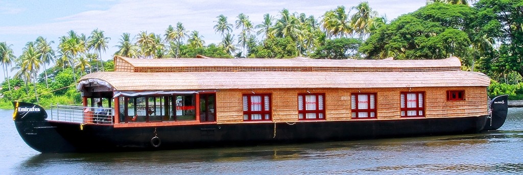 kerala holiday 3 days packages Day cruise at alleppey